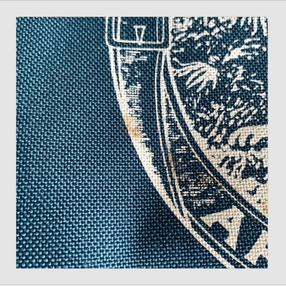 LION BRAND YARNS | LARGE TOTE - Picture 6 of 16